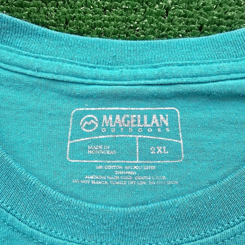 Magellan Outdoors Catch of a‎ Life Time Tshirt Mens 2XL Green Teal Graphic Fish